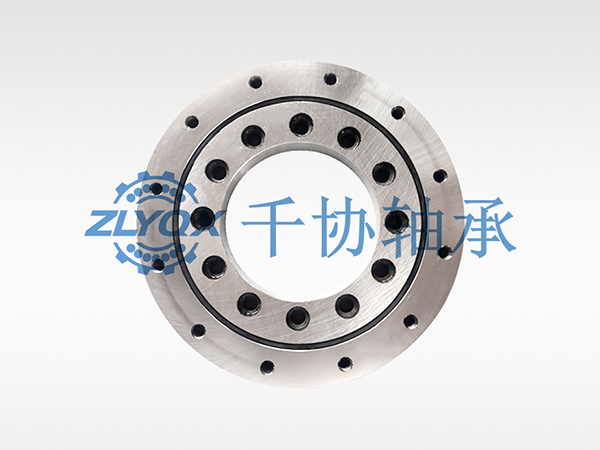 XU、XSU系列交叉滾子軸承